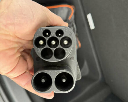 Синий Тесла Model Y, объемом двигателя 0 л и пробегом 36 тыс. км за 31000 $, фото 48 на Automoto.ua