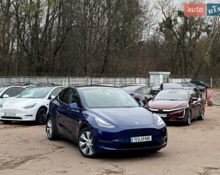 Синий Тесла Model Y, объемом двигателя 0 л и пробегом 35 тыс. км за 30999 $, фото 1 на Automoto.ua