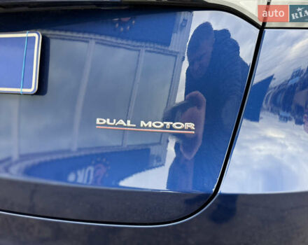 Синий Тесла Model Y, объемом двигателя 0 л и пробегом 36 тыс. км за 31000 $, фото 33 на Automoto.ua