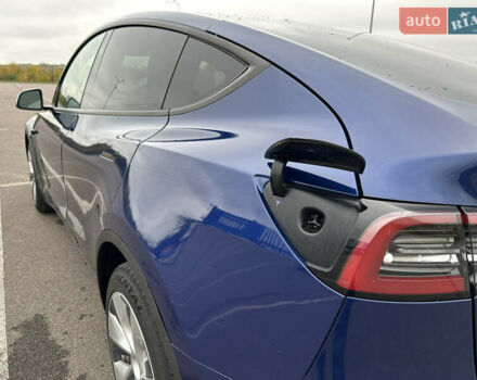 Тесла Model Y 2023 в Ровно на Automoto.ua Синий Тесла Model Y, объемом двигателя 0 л и пробегом 79 тыс. км за 26000 $, фото 11 на Automoto.ua