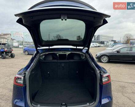 Синий Тесла Model Y, объемом двигателя 0 л и пробегом 36 тыс. км за 31000 $, фото 39 на Automoto.ua