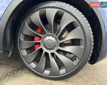 Синий Тесла Model Y, объемом двигателя 0 л и пробегом 36 тыс. км за 31000 $, фото 27 на Automoto.ua