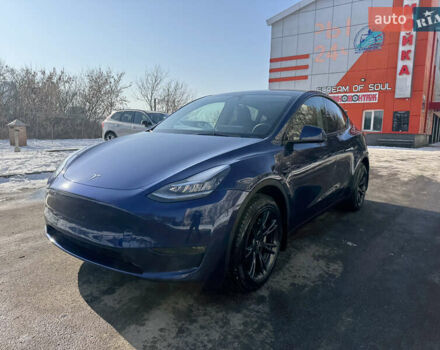 Синий Тесла Model Y, объемом двигателя 0 л и пробегом 21 тыс. км за 26500 $, фото 5 на Automoto.ua
