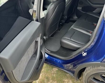Синий Тесла Model Y, объемом двигателя 0 л и пробегом 37 тыс. км за 26700 $, фото 39 на Automoto.ua