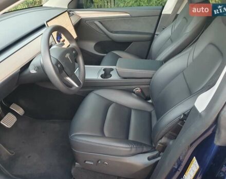 Синий Тесла Model Y, объемом двигателя 0 л и пробегом 31 тыс. км за 28000 $, фото 11 на Automoto.ua