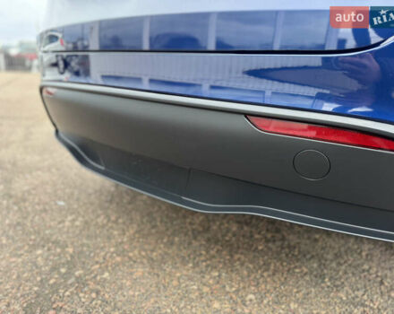 Синий Тесла Model Y, объемом двигателя 0 л и пробегом 36 тыс. км за 31000 $, фото 34 на Automoto.ua