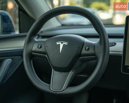 Синий Тесла Model Y, объемом двигателя 0 л и пробегом 79 тыс. км за 31900 $, фото 16 на Automoto.ua
