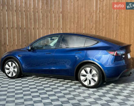 Синий Тесла Model Y, объемом двигателя 0 л и пробегом 22 тыс. км за 26000 $, фото 2 на Automoto.ua