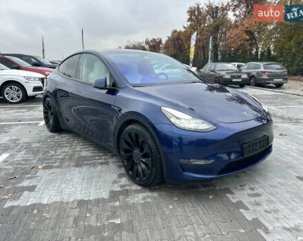 Синий Тесла Model Y, объемом двигателя 0 л и пробегом 48 тыс. км за 31600 $, фото 2 на Automoto.ua
