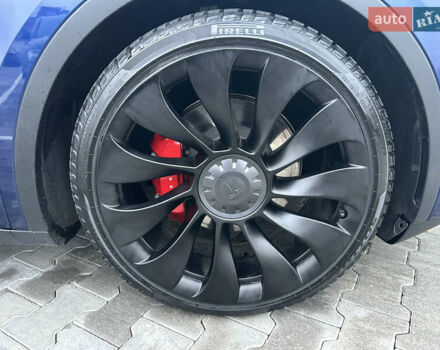 Синий Тесла Model Y, объемом двигателя 0 л и пробегом 48 тыс. км за 31600 $, фото 25 на Automoto.ua