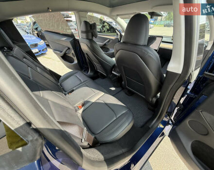 Синий Тесла Model Y, объемом двигателя 0 л и пробегом 26 тыс. км за 30000 $, фото 11 на Automoto.ua