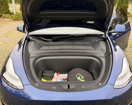 Синий Тесла Model Y, объемом двигателя 0 л и пробегом 46 тыс. км за 31900 $, фото 13 на Automoto.ua