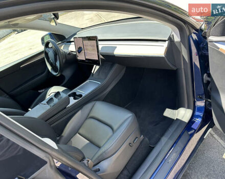 Синий Тесла Model Y, объемом двигателя 0 л и пробегом 15 тыс. км за 33000 $, фото 18 на Automoto.ua