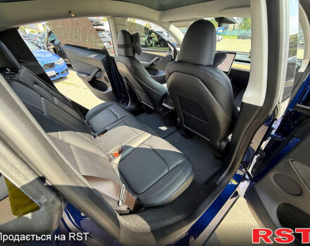 Синий Тесла Model Y, объемом двигателя 0 л и пробегом 26 тыс. км за 30000 $, фото 13 на Automoto.ua