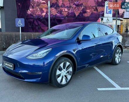 Синий Тесла Model Y, объемом двигателя 0 л и пробегом 48 тыс. км за 32990 $, фото 3 на Automoto.ua