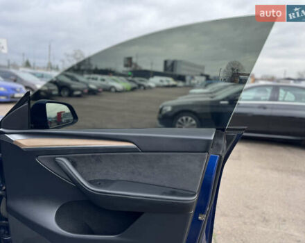 Синий Тесла Model Y, объемом двигателя 0 л и пробегом 36 тыс. км за 31000 $, фото 74 на Automoto.ua