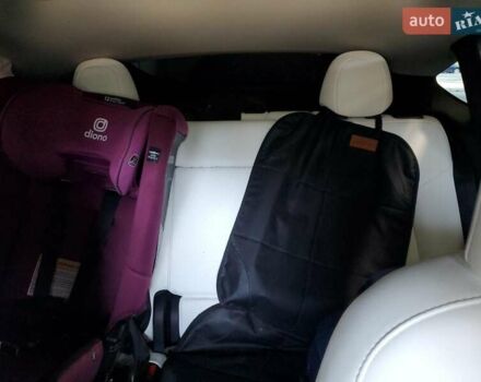 Синий Тесла Model Y, объемом двигателя 0 л и пробегом 23 тыс. км за 23000 $, фото 9 на Automoto.ua