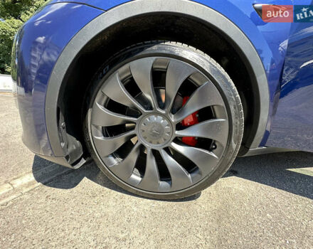 Синий Тесла Model Y, объемом двигателя 0 л и пробегом 15 тыс. км за 33000 $, фото 29 на Automoto.ua