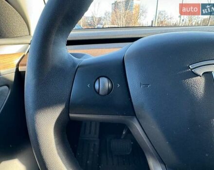 Синий Тесла Model Y, объемом двигателя 0 л и пробегом 48 тыс. км за 32990 $, фото 15 на Automoto.ua