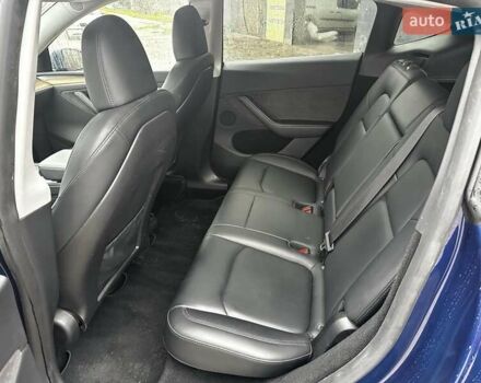 Синий Тесла Model Y, объемом двигателя 0 л и пробегом 59 тыс. км за 25500 $, фото 8 на Automoto.ua