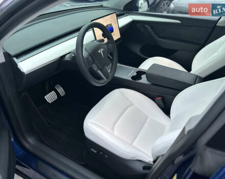 Синий Тесла Model Y, объемом двигателя 0 л и пробегом 48 тыс. км за 31600 $, фото 11 на Automoto.ua