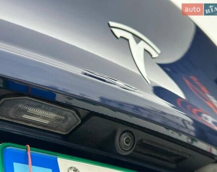 Синий Тесла Model Y, объемом двигателя 0 л и пробегом 10 тыс. км за 30494 $, фото 17 на Automoto.ua