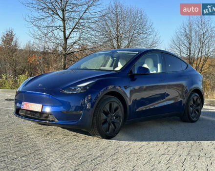 Синий Тесла Model Y, объемом двигателя 0 л и пробегом 10 тыс. км за 32500 $, фото 2 на Automoto.ua