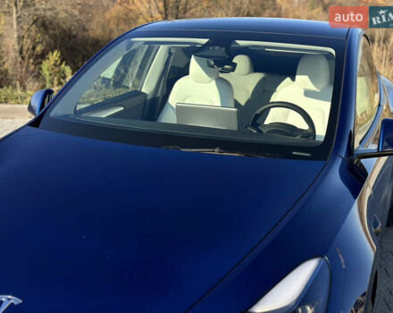 Синий Тесла Model Y, объемом двигателя 0 л и пробегом 10 тыс. км за 32500 $, фото 23 на Automoto.ua