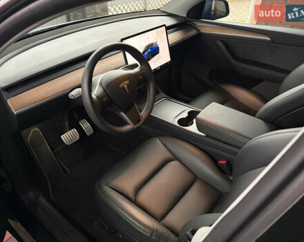 Синий Тесла Model Y, объемом двигателя 0 л и пробегом 19 тыс. км за 33900 $, фото 12 на Automoto.ua