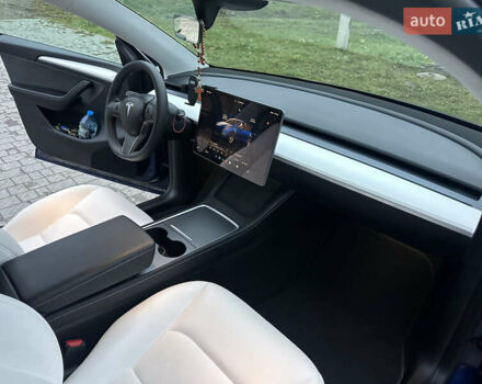 Синий Тесла Model Y, объемом двигателя 0 л и пробегом 47 тыс. км за 32000 $, фото 13 на Automoto.ua