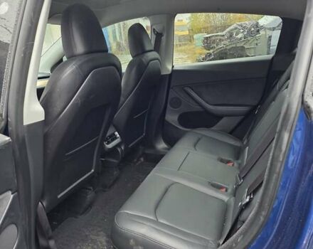 Синий Тесла Model Y, объемом двигателя 0 л и пробегом 106 тыс. км за 20400 $, фото 4 на Automoto.ua