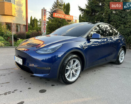 Синий Тесла Model Y, объемом двигателя 0 л и пробегом 13 тыс. км за 29500 $, фото 2 на Automoto.ua
