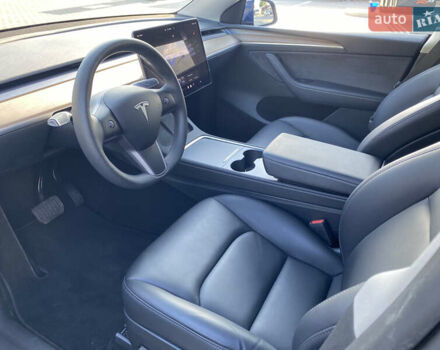 Синий Тесла Model Y, объемом двигателя 0 л и пробегом 27 тыс. км за 26500 $, фото 30 на Automoto.ua