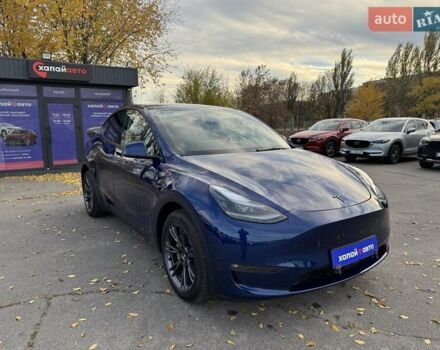 Синий Тесла Model Y, объемом двигателя 0 л и пробегом 8 тыс. км за 31900 $, фото 2 на Automoto.ua