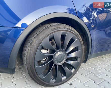 Синий Тесла Model Y, объемом двигателя 0 л и пробегом 27 тыс. км за 26500 $, фото 11 на Automoto.ua