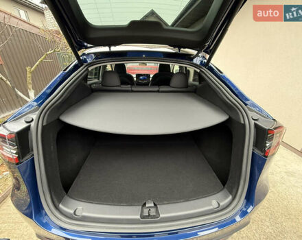 Синий Тесла Model Y, объемом двигателя 0 л и пробегом 9 тыс. км за 26900 $, фото 11 на Automoto.ua