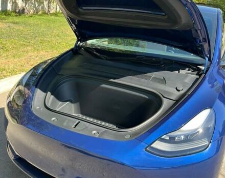 Синий Тесла Model Y, объемом двигателя 0 л и пробегом 19 тыс. км за 33900 $, фото 11 на Automoto.ua