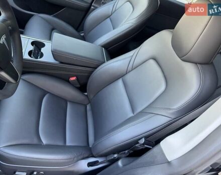 Синий Тесла Model Y, объемом двигателя 0 л и пробегом 18 тыс. км за 31499 $, фото 15 на Automoto.ua