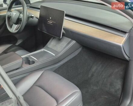 Синий Тесла Model Y, объемом двигателя 0 л и пробегом 44 тыс. км за 25000 $, фото 9 на Automoto.ua