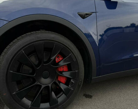 Синий Тесла Model Y, объемом двигателя 0 л и пробегом 7 тыс. км за 34900 $, фото 16 на Automoto.ua
