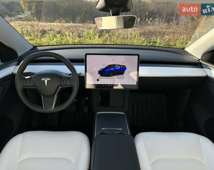 Синий Тесла Model Y, объемом двигателя 0 л и пробегом 10 тыс. км за 32500 $, фото 46 на Automoto.ua