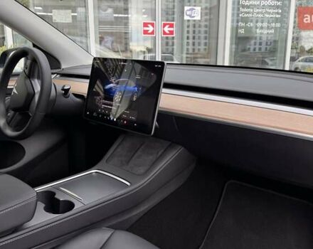 Тесла Model Y 2024 в Чернигове на Automoto.ua Синий Тесла Model Y, объемом двигателя 0 л и пробегом 6 тыс. км за 31800 $, фото 16 на Automoto.ua