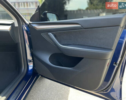 Синий Тесла Model Y, объемом двигателя 0 л и пробегом 9 тыс. км за 29999 $, фото 22 на Automoto.ua