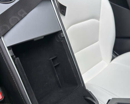 Синий Тесла Model Y, объемом двигателя 0 л и пробегом 22 тыс. км за 37707 $, фото 5 на Automoto.ua