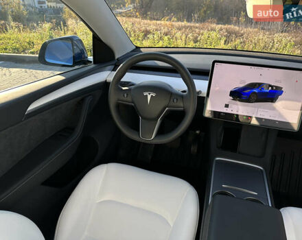 Синий Тесла Model Y, объемом двигателя 0 л и пробегом 10 тыс. км за 32500 $, фото 42 на Automoto.ua