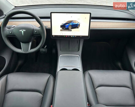 Синий Тесла Model Y, объемом двигателя 0 л и пробегом 9 тыс. км за 28900 $, фото 14 на Automoto.ua