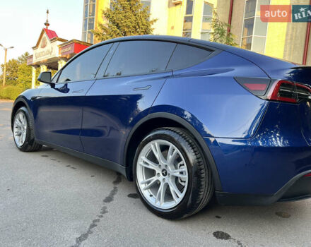 Синий Тесла Model Y, объемом двигателя 0 л и пробегом 13 тыс. км за 29500 $, фото 21 на Automoto.ua