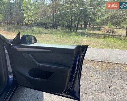 Синий Тесла Model Y, объемом двигателя 0 л и пробегом 24 тыс. км за 38800 $, фото 24 на Automoto.ua