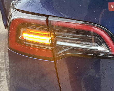 Синій Тесла Model Y, об'ємом двигуна 0 л та пробігом 38 тис. км за 25500 $, фото 10 на Automoto.ua