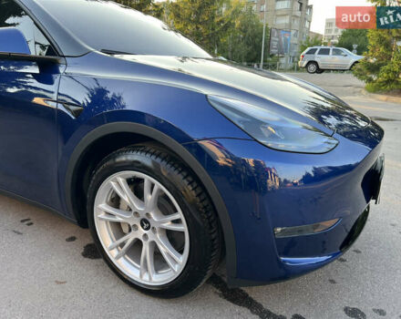 Синий Тесла Model Y, объемом двигателя 0 л и пробегом 13 тыс. км за 29500 $, фото 16 на Automoto.ua